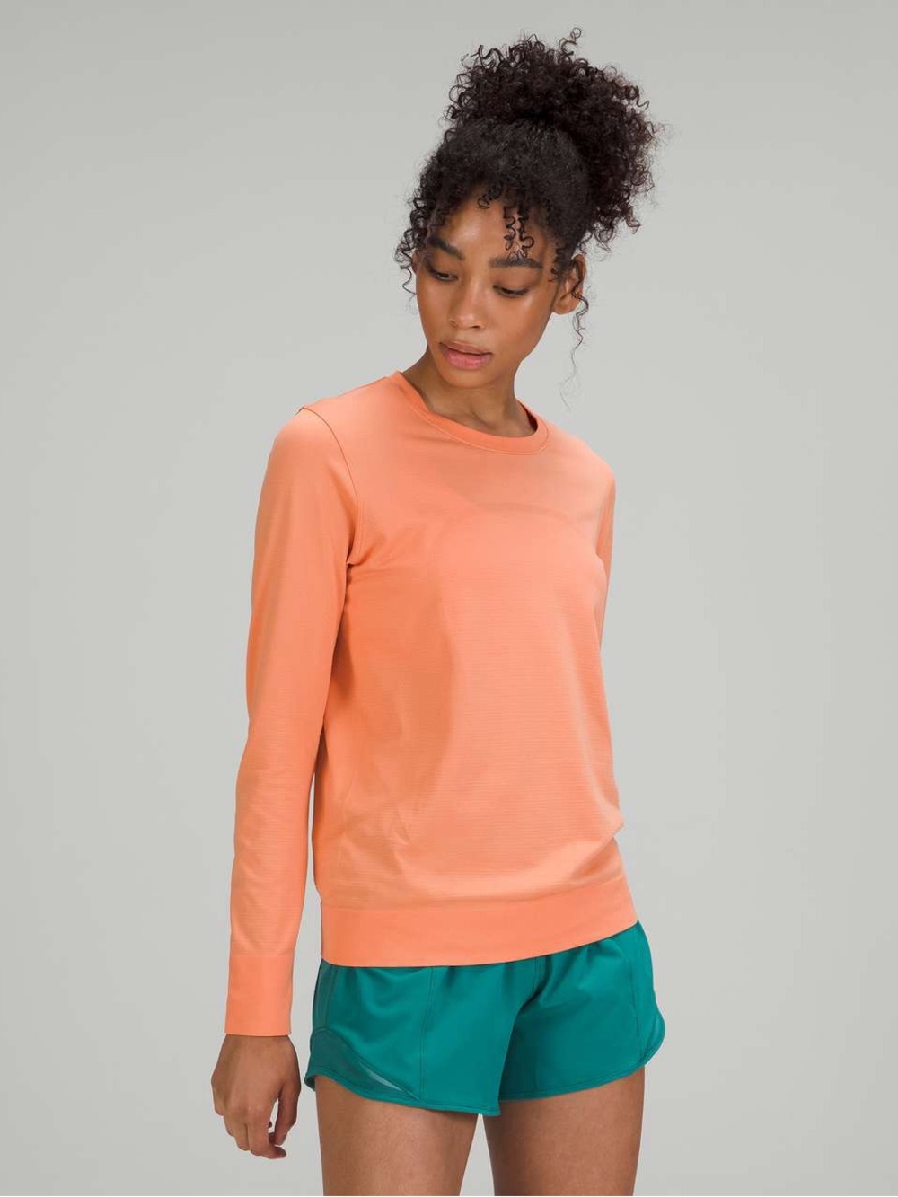 Lululemon Swiftly Breathe Relaxed Long Sleeve Shirt Size 4 Golden Apricot